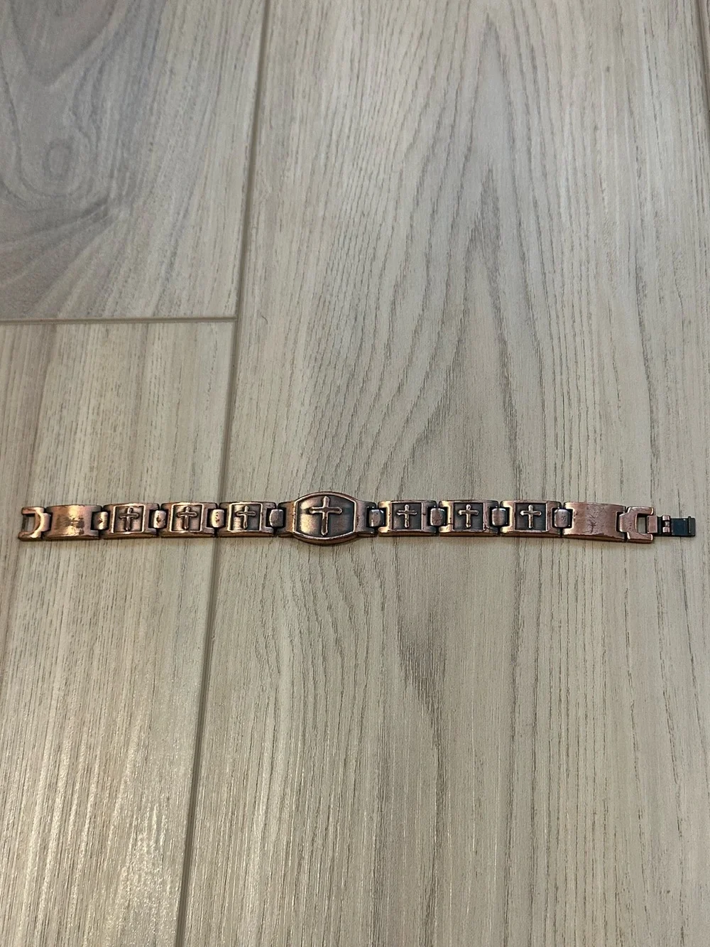 VTG Copper Religious Cross Link Bracelet (9 Inches)